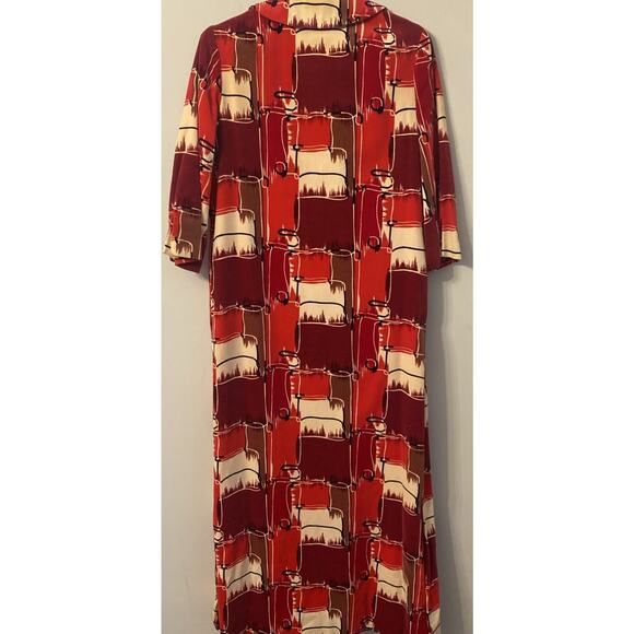 Vintage Velvet Button-Front Maxi Dress – 1970s Boho Statement Piece - Picture 5 of 10